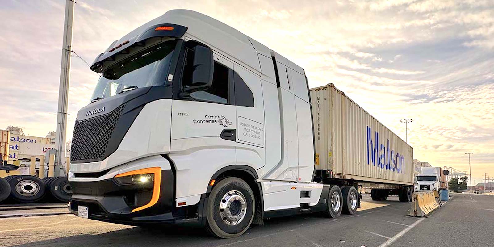 Nikola Coyote container Fills a History Trip to a Fuel Cell Truck